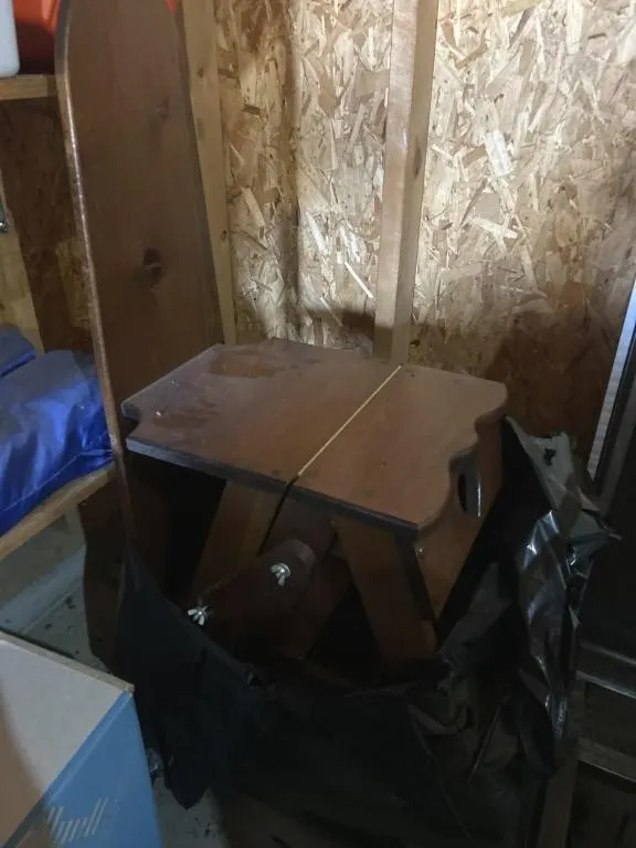 Folding iron board