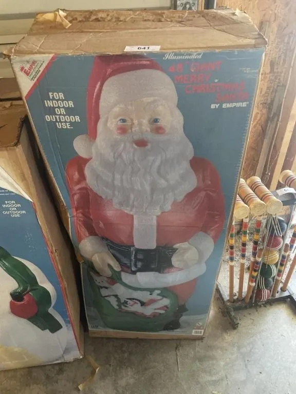 Large blowmold Santa