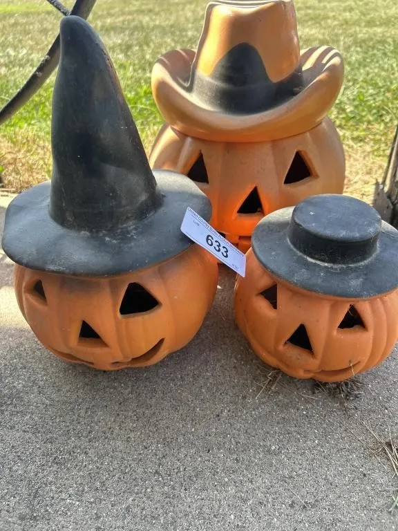 Ceramic pumpkins