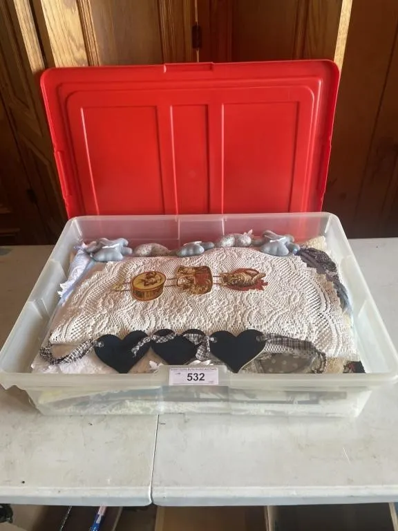 Vintage doilies, runners, rugs, misc. items