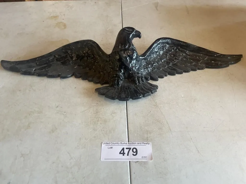 Metal eagle with hardware