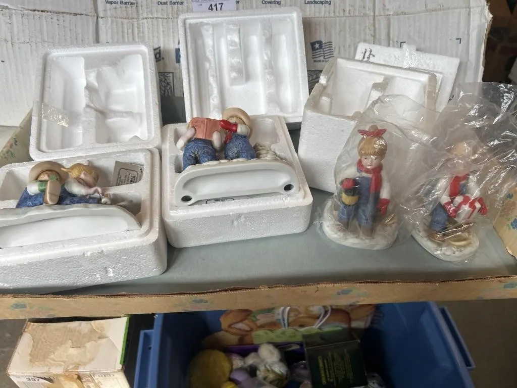 Denim days figurines