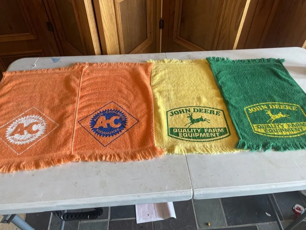 AC & John Deere towels
