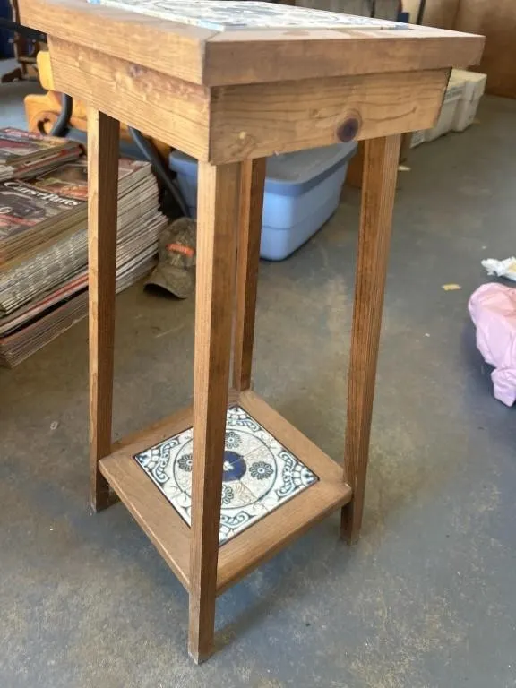 Plant stand