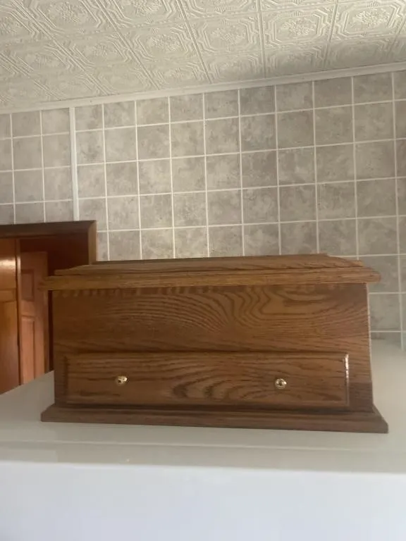 Wooden flatware box with flatware