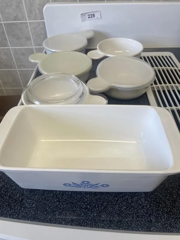 Corning ware loaf pan and grab it bowls