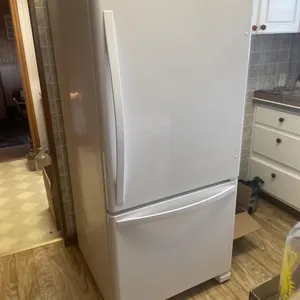 Whirlpool refrigerator