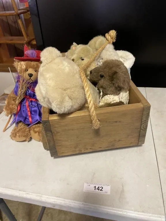 Wooden wagon with stuffed bears