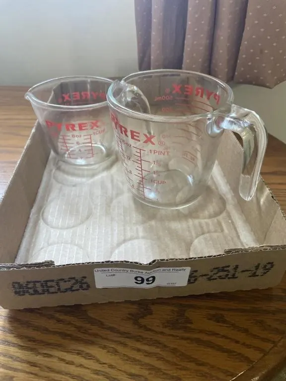 Glass Pyrex measuring cups