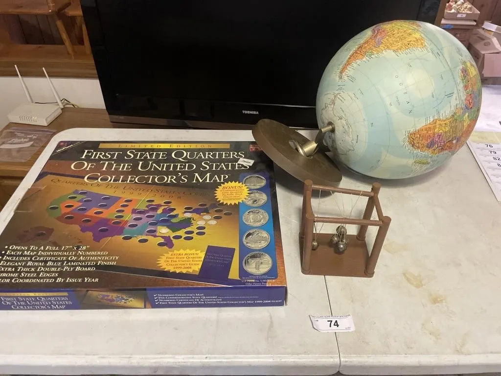 State Quarter collectors map, globe - broken,