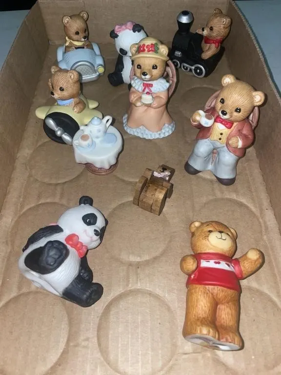 Ceramic bear figurines