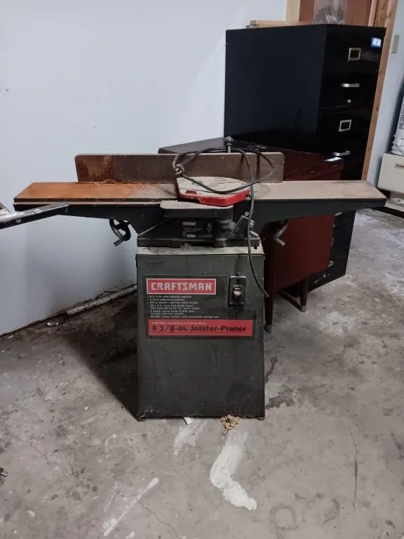 Craftsman 6 1/8-in Jointer-Planer
NOT TESTED