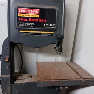 Craftsman 14-in Band Saw 
1 1/2 HP
NOT TESTED