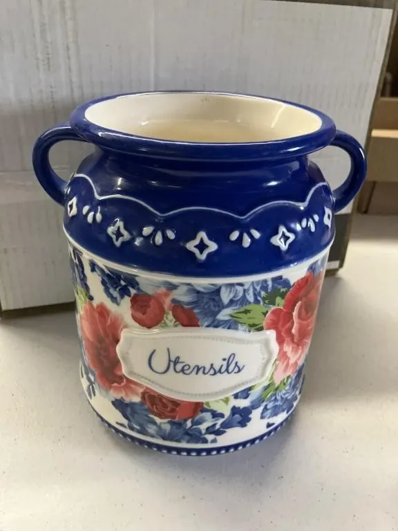 Pioneer Woman stoneware utensil holder and