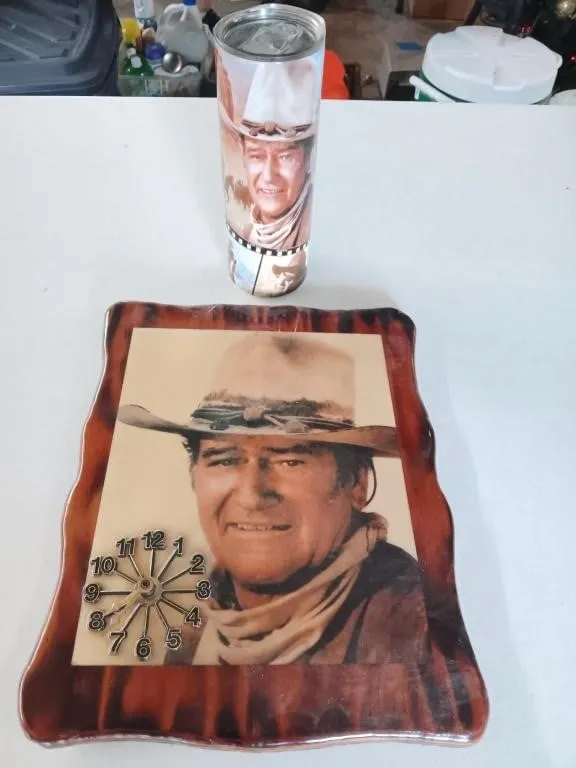 John Wayne clock. beverage cup. Kojn Wayne Boot