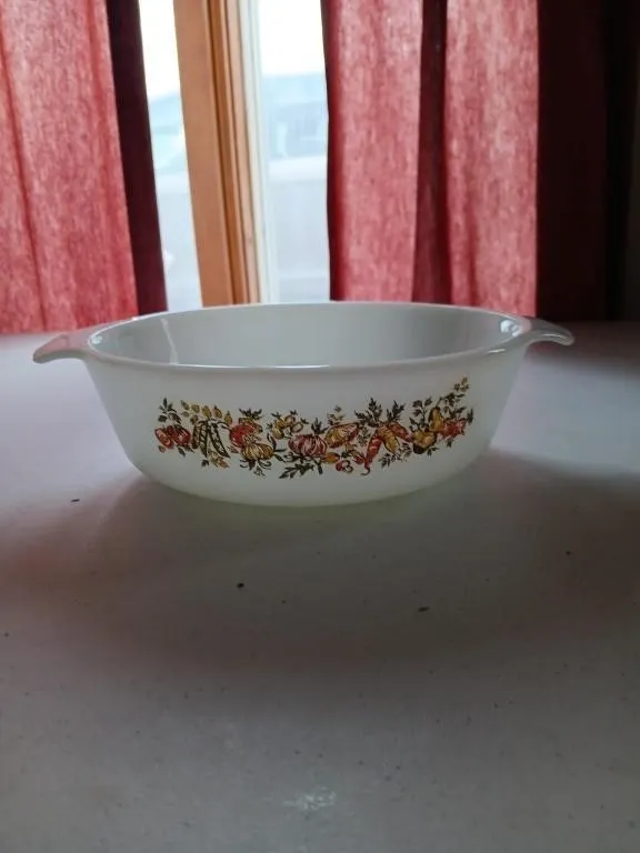 Anchor Hocking Fire King Harvest Vegetable round