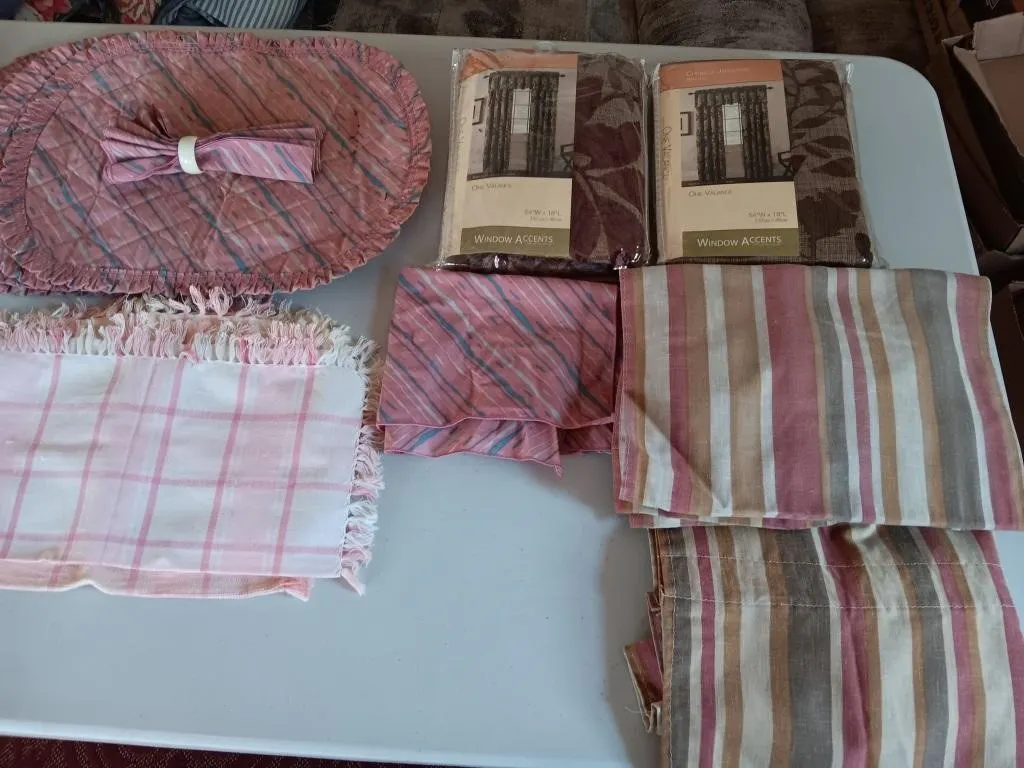 Assortment of table runners,place