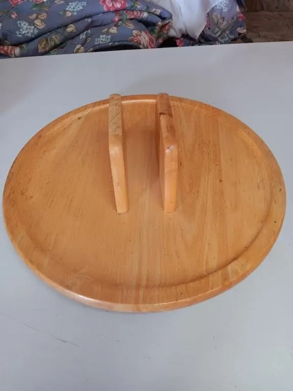 Vintage wooden tabletop Lazy Susan with napkin
