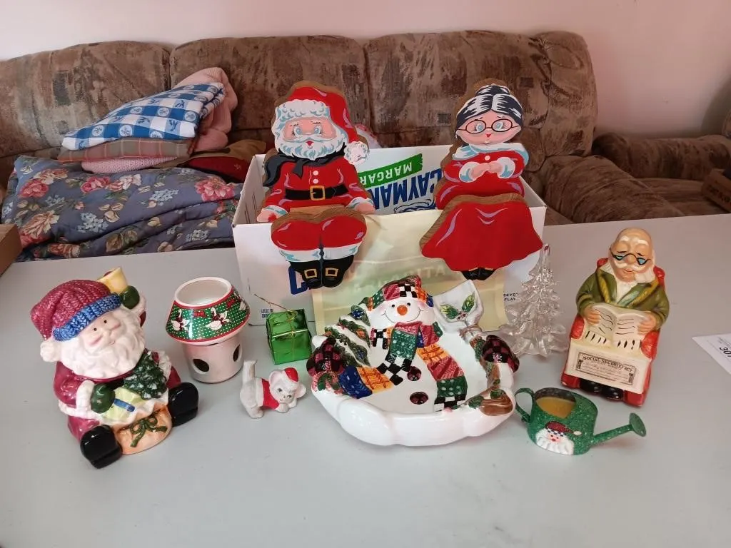 Christmas theme various items. Shelf/mantel