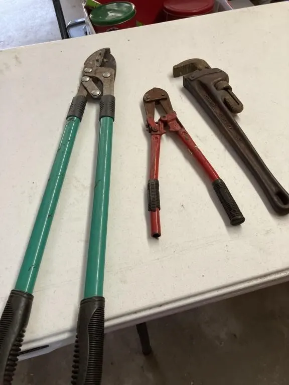 Bolt cutters & pipe wrench