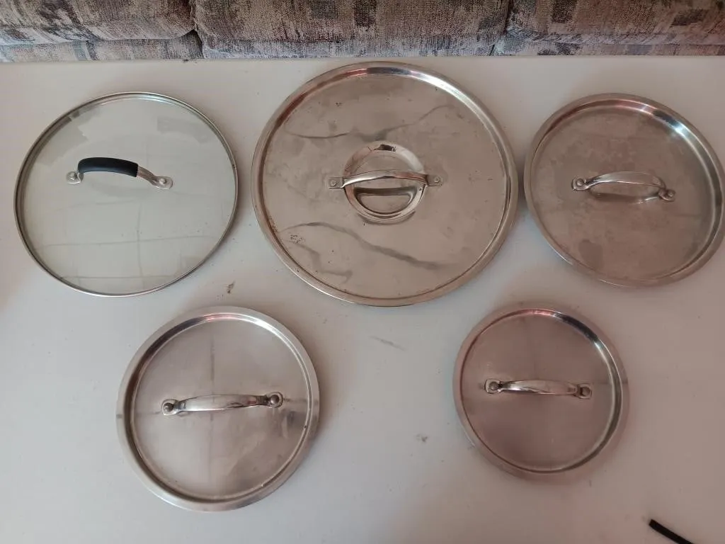 Cooking pot lids. Lids only.
10", 11.5", 10",