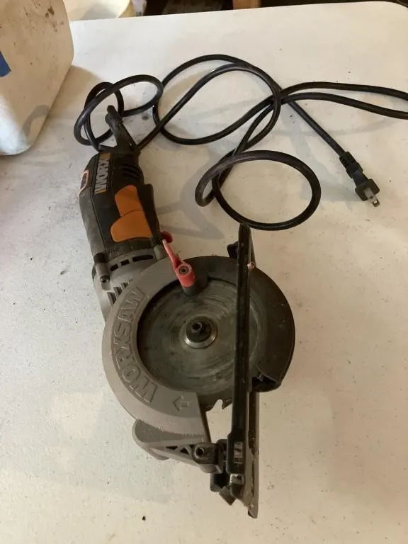 WORX WORXSAW 4.5 amp 4 1/2 corded circular