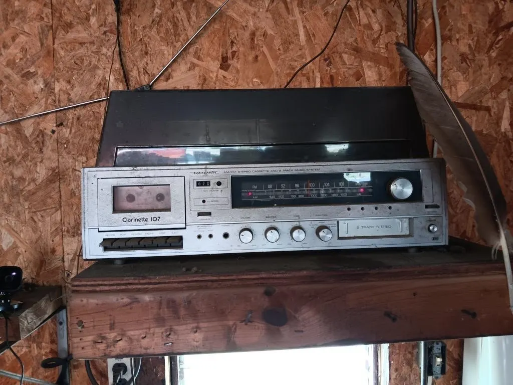 Realistic 8 Track Stereo. Works. Two large