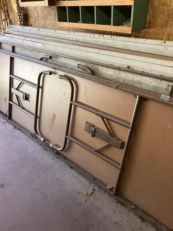 8 ft Tables