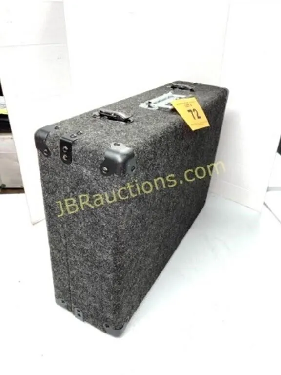 NEW CD OR ACCESSORY GIG BOX