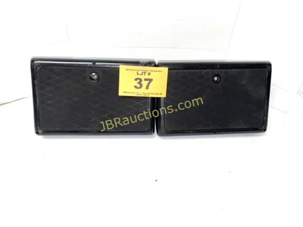 PAIR OF SPEAKERS