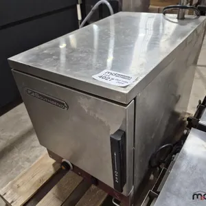 Southbend Countertop Steamer
 UNRESERVED