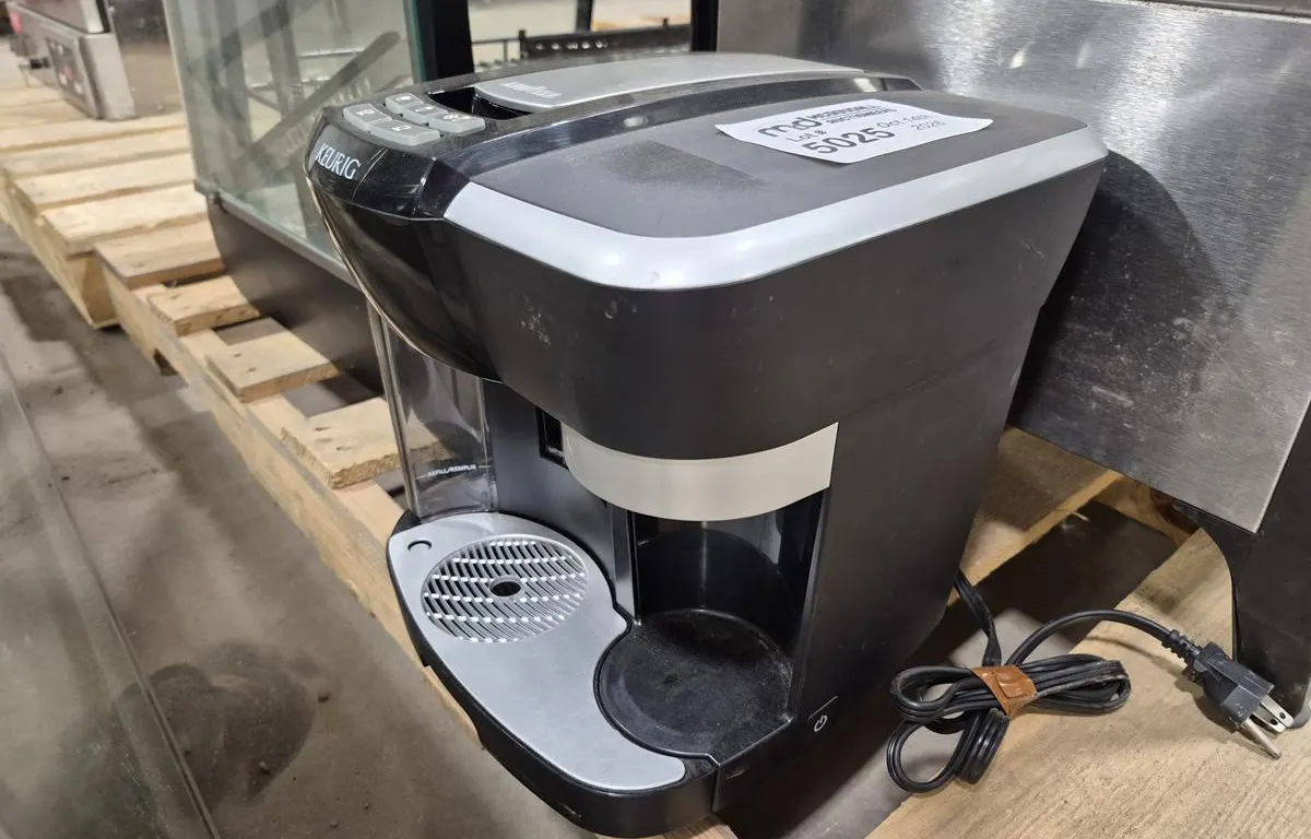 Keurig Machine
UNRESERVED