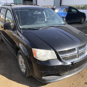 2011 Dodge Grand Caravan
 UNRESERVED
