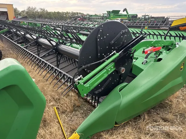 2022 John Deere HD50R 50 ft Hinged Draper Combine Header