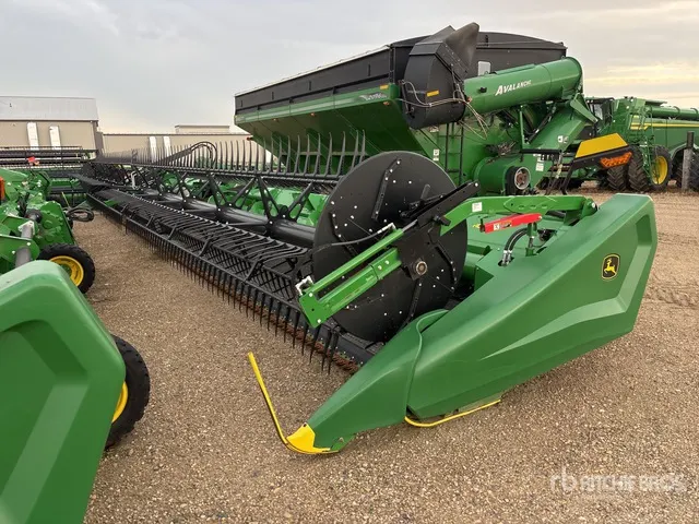 2022 John Deere HD50R 50 ft Hinged Draper Combine Header