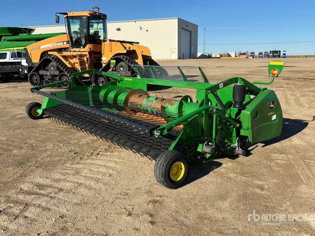 2017 John Deere 615P 15 ft Combine Pickup Header