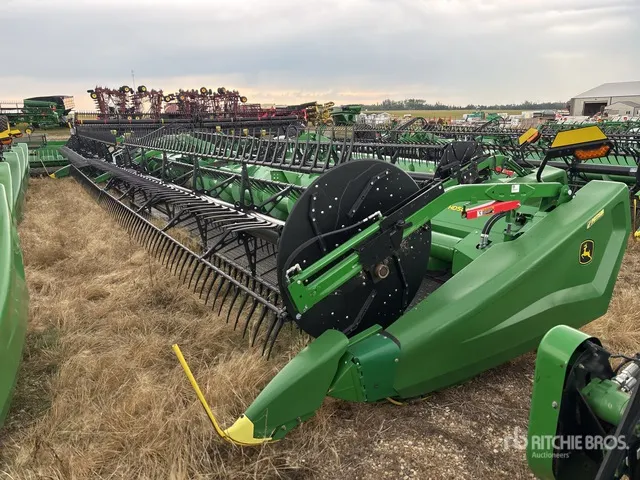 2022 John Deere HD50R 50 ft Hinged Draper Combine Header