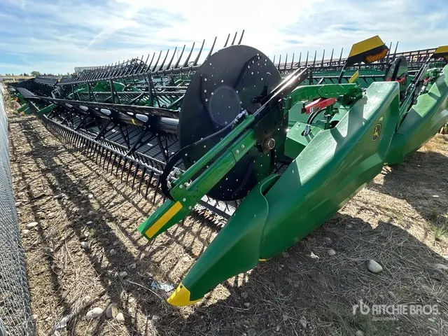 2022 John Deere HD45F 45 ft Flex Knife Combine Header