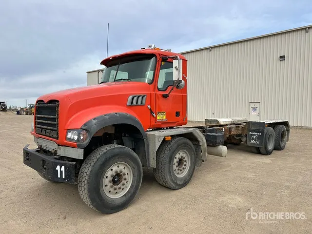 2009 Mack GU713 8x4 Twin-Steer Cab and Chassis