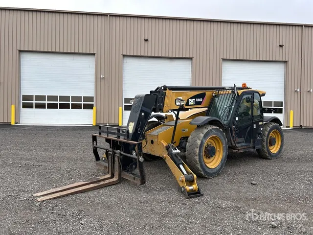2017 Cat TL943D Telehandler