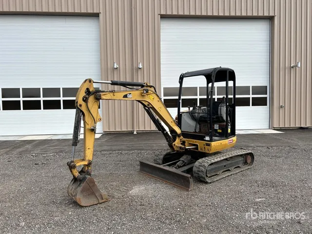 2016 Cat 302.7D CR Mini Excavator