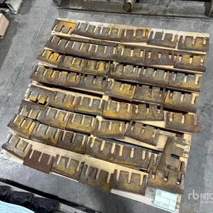 Quantity of (48) John Deere Z69500 Knives