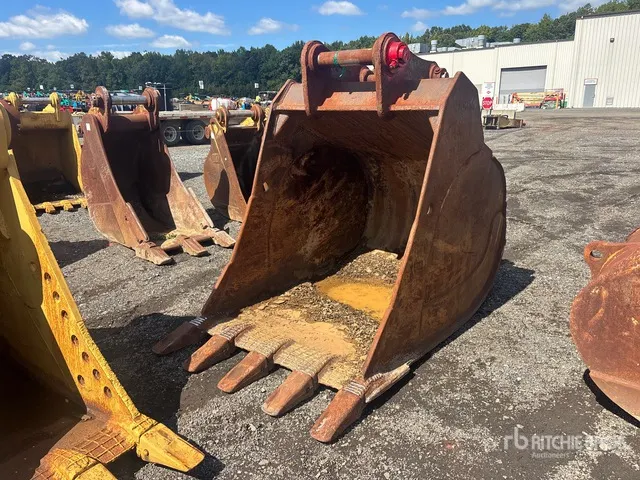 54 in Digging Excavator Bucket - Fits Cat 345