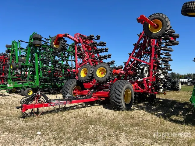 2016 Bourgault 3320-86 PHD 86 ft Air Drill