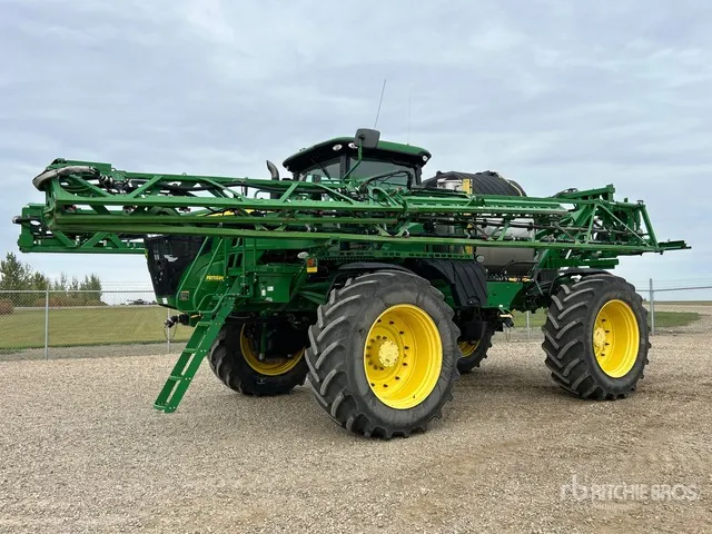 2017 John Deere R4045 120 ft 4x4 High Clearance Self-Propelled Sprayer