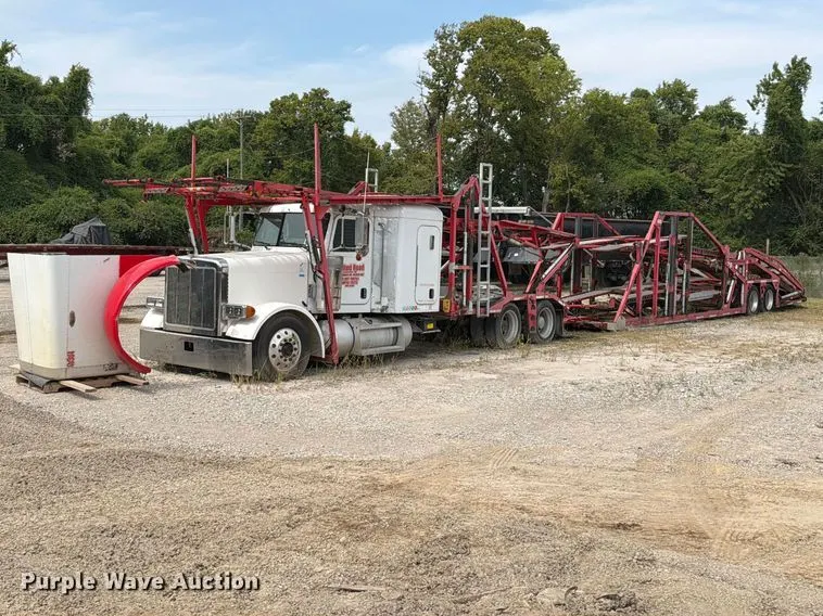 2007 Peterbilt 379 car carrier truck with car carrier trailer