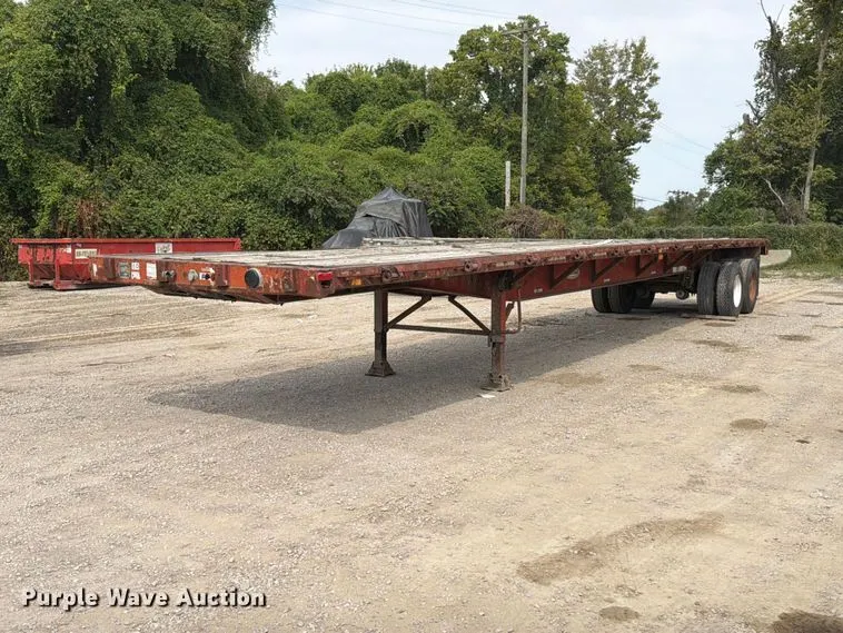 1992 Fontaine FTW-5-8048F flatbed trailer