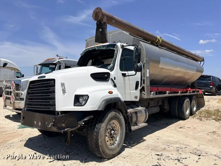 2024 Freightliner 114SD feed delivery truck