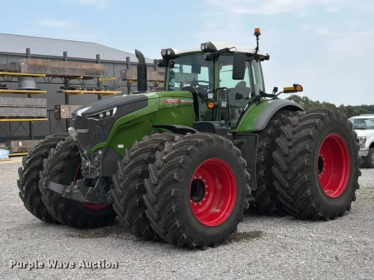 2024 Fendt 1050 Vario Profi+ MFWD tractor