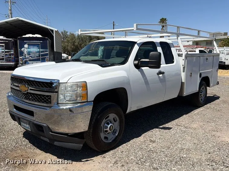 2012 Chevrolet Silverado 2500HD Ext. Cab utility bed pickup truck